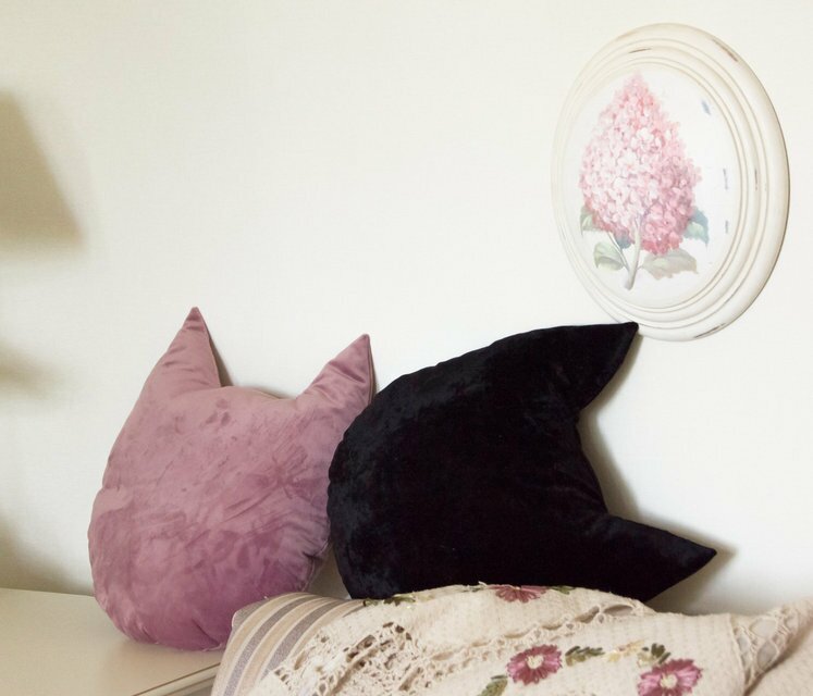 Декоративная подушка Кот